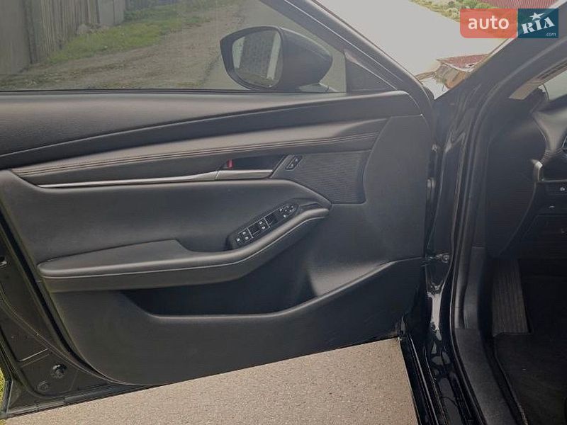 Седан Mazda 3 2024 в Киеве фото 16 Седан Mazda 3 2024 в Киеве