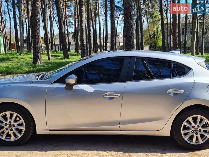 Mazda 3 2017