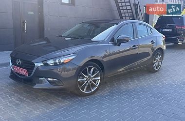 Седан Mazda 3 2018 в Днепре