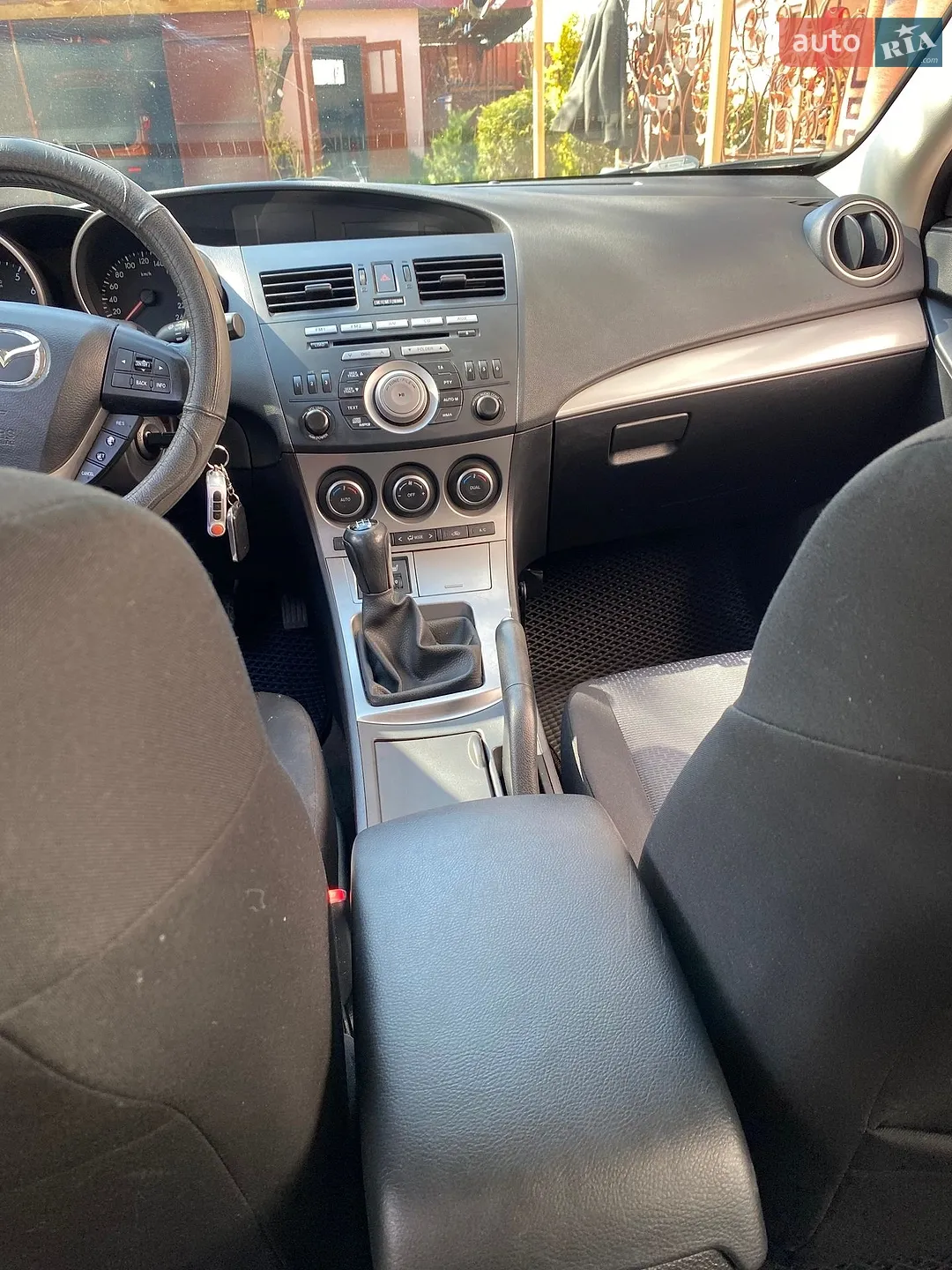 2010 Mazda 3 - мініатюра 11