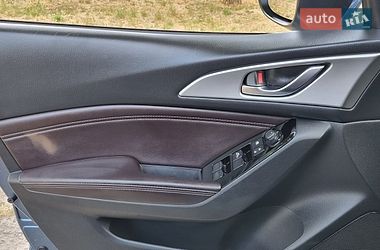 Хетчбек Mazda 3 2018 в Дніпрі