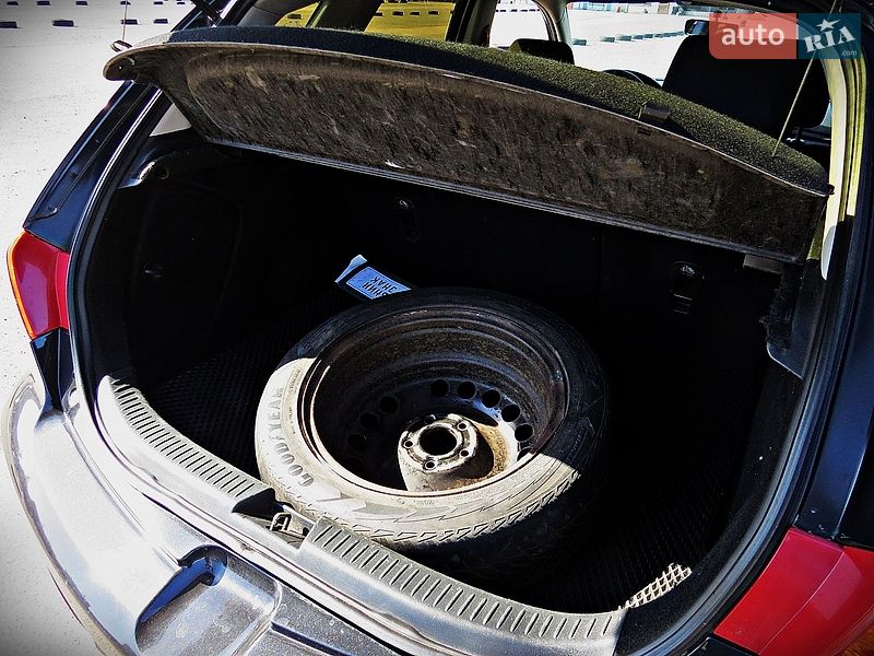 Хетчбек Mazda 3 2005 в Черкасах