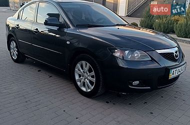 Седан Mazda 3 2008 в Городенке