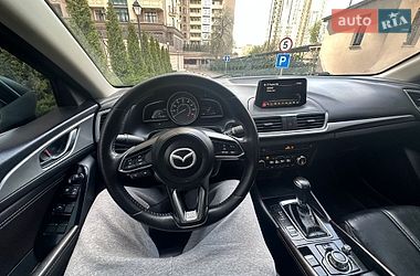 Седан Mazda 3 2016 в Одессе
