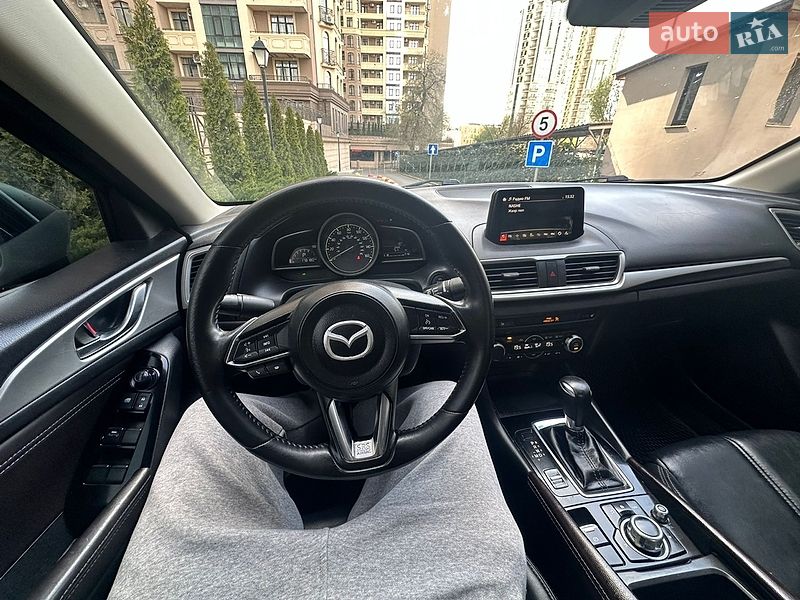 Седан Mazda 3 2016 в Одессе