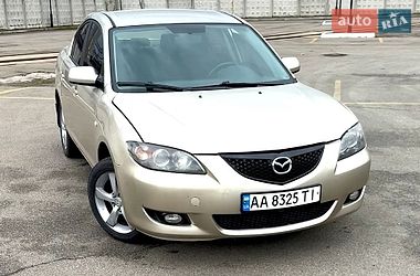 Седан Mazda 3 2004 в Киеве