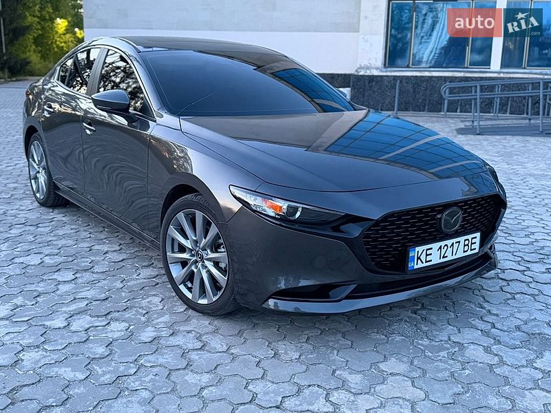 Седан Mazda 3 2022 в Дніпрі