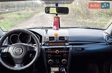 Хэтчбек Mazda 3 2004 в Чернигове
