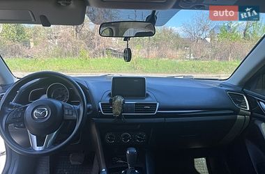 Седан Mazda 3 2015 в Киеве