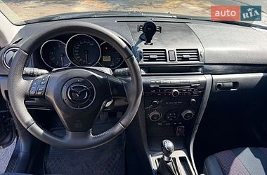 Хэтчбек Mazda 3 2005 в Иванкове