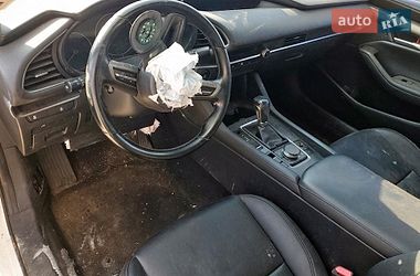Седан Mazda 3 2021 в Холодноводке