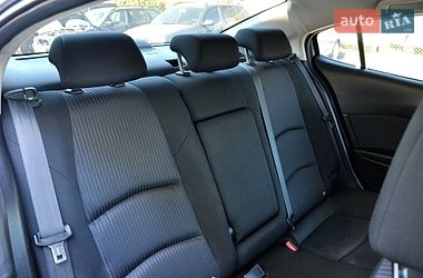 Седан Mazda 3 2016 в Львове