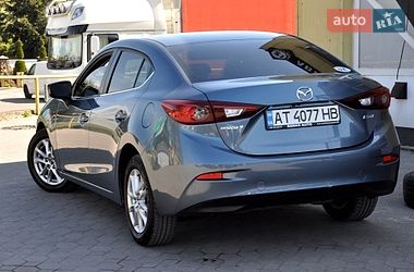 Седан Mazda 3 2016 в Львове