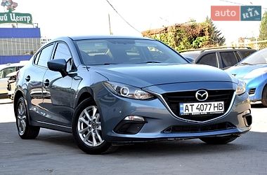 Седан Mazda 3 2016 в Львове