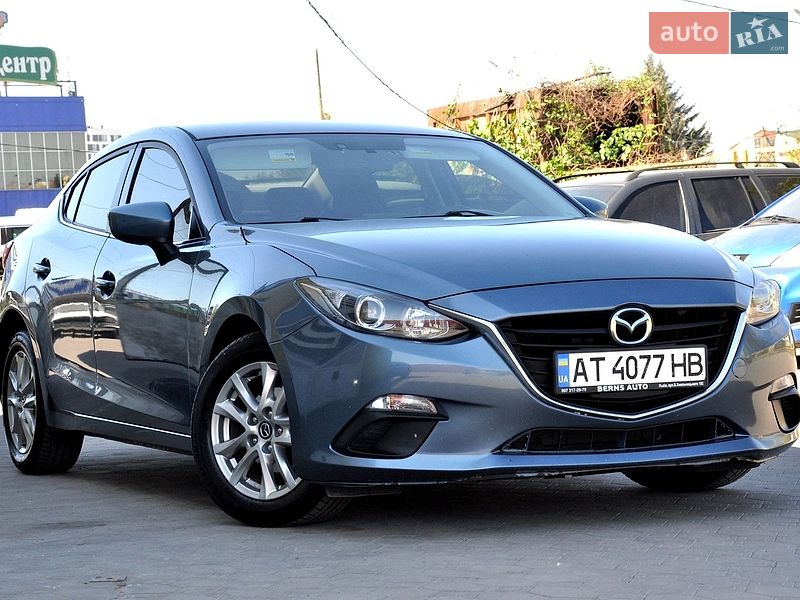 Седан Mazda 3 2016 в Львове
