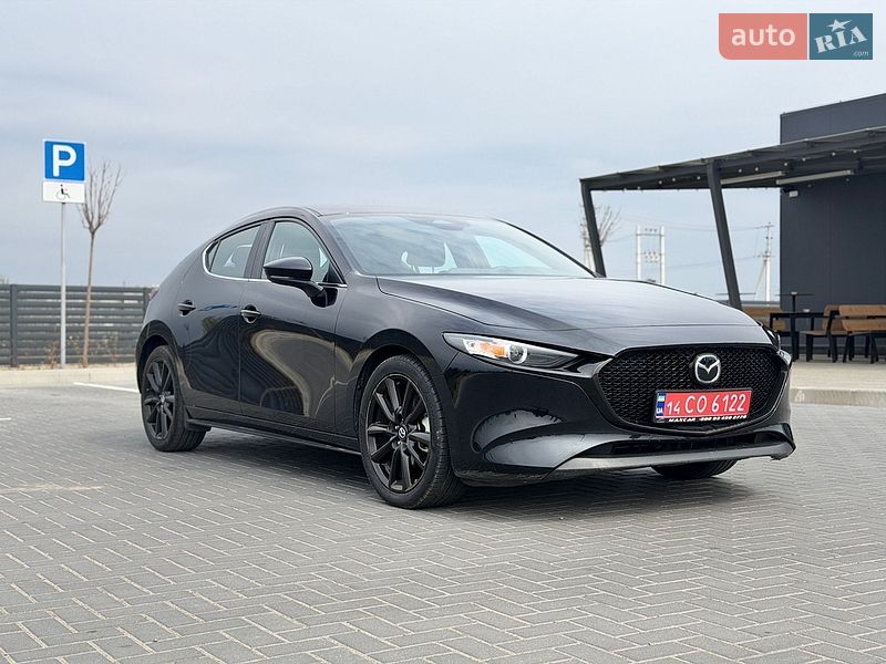 Хэтчбек Mazda 3 2023 в Львове