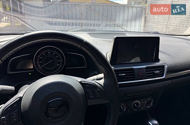 Седан Mazda 3 2014 в Львове