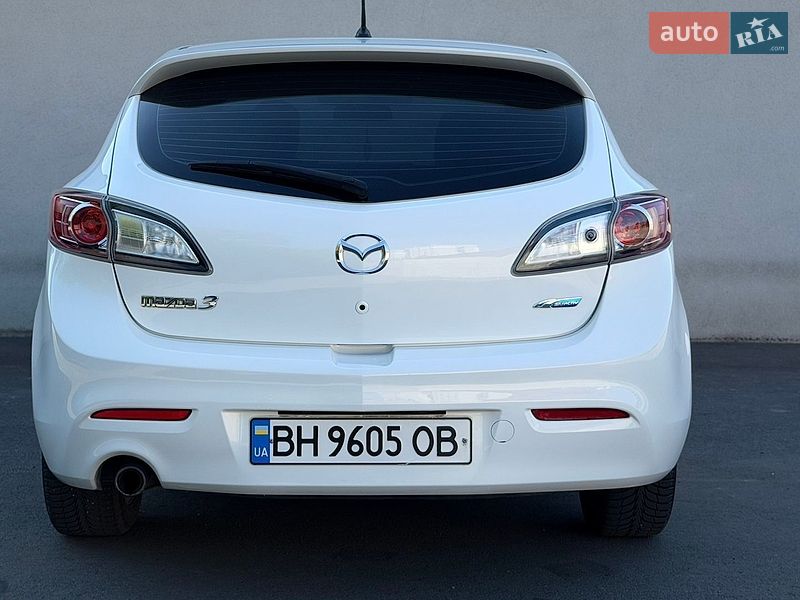 Хэтчбек Mazda 3 2012 в Виннице