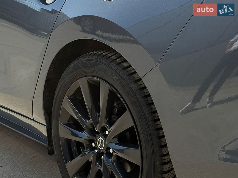 Седан Mazda 3 2021 в Киеве