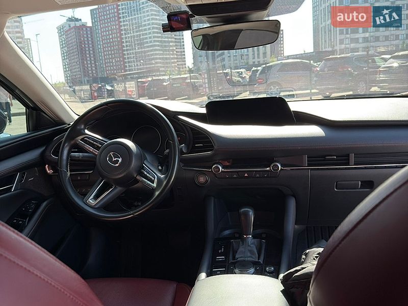 Седан Mazda 3 2021 в Киеве