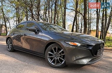 Хэтчбек Mazda 3 2019 в Ахтырке