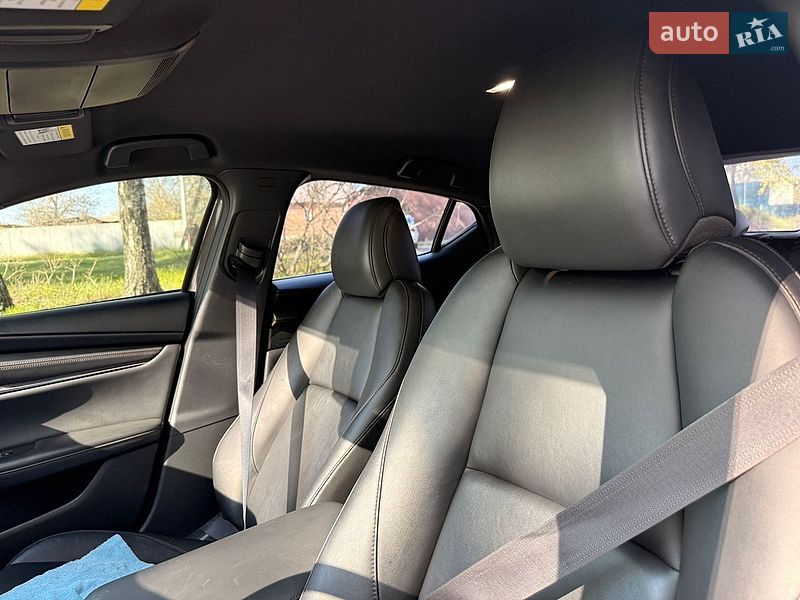 Хэтчбек Mazda 3 2019 в Ахтырке