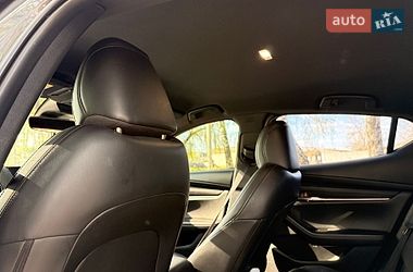 Хэтчбек Mazda 3 2019 в Ахтырке