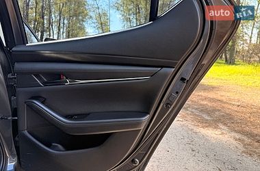Хэтчбек Mazda 3 2019 в Ахтырке
