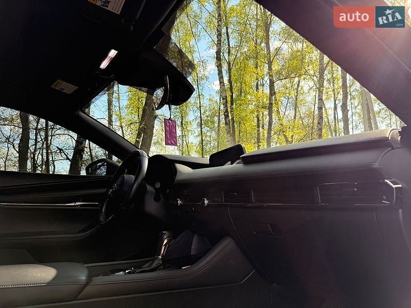 Хэтчбек Mazda 3 2019 в Ахтырке
