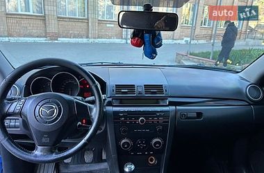 Хэтчбек Mazda 3 2005 в Могилев-Подольске