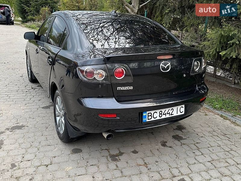 Седан Mazda 3 2006 в Львове