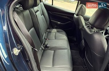 Седан Mazda 3 2023 в Львове