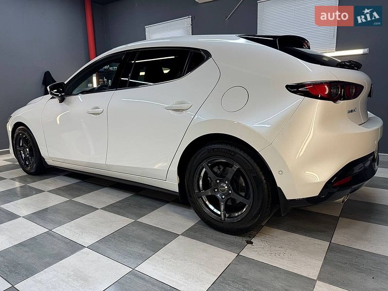 Хэтчбек Mazda 3 2019 в Киеве