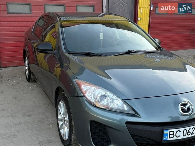 Mazda 3 2012