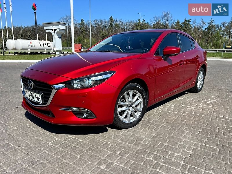 Седан Mazda 3 2017 в Киеве