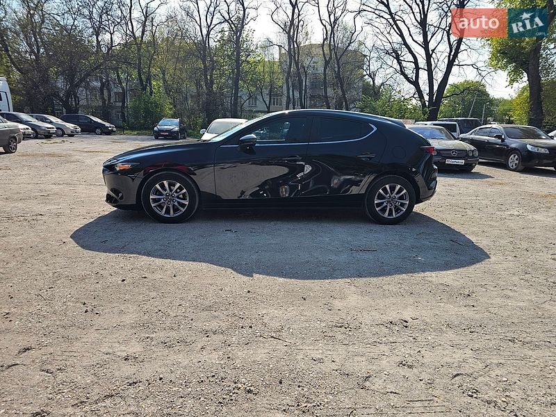 Хэтчбек Mazda 3 2022 в Каменском