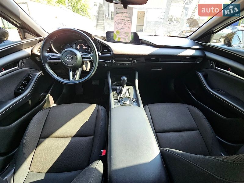 Хэтчбек Mazda 3 2022 в Каменском