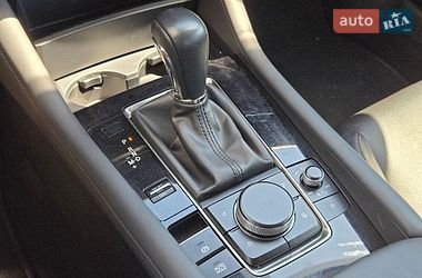 Седан Mazda 3 2019 в Києві