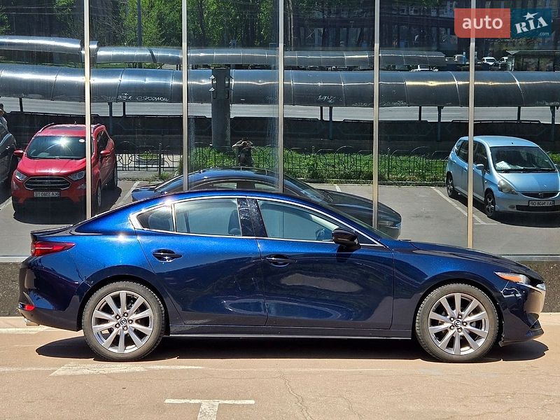 Седан Mazda 3 2019 в Києві