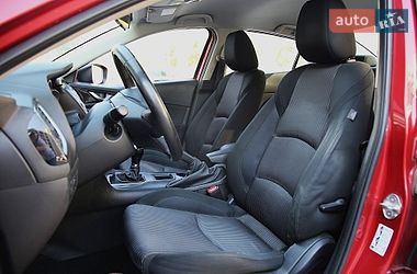 Седан Mazda 3 2015 в Харькове