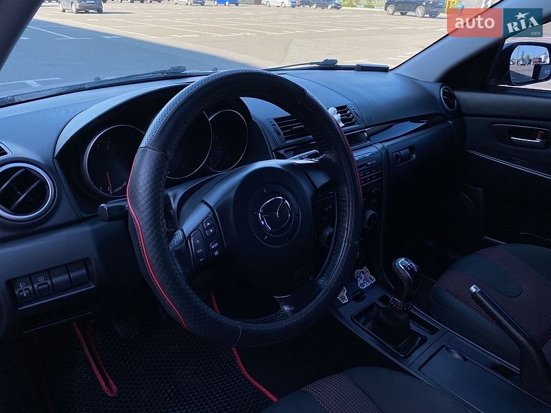 Хэтчбек Mazda 3 2006 в Киеве