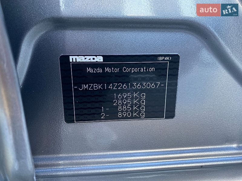 Хэтчбек Mazda 3 2006 в Киеве