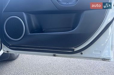 Седан Mazda 3 2008 в Новоселках