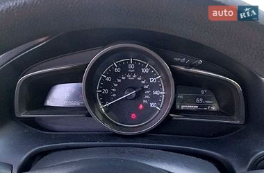 Седан Mazda 3 2016 в Днепре
