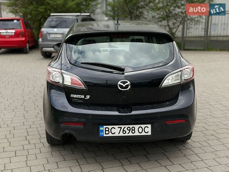 Хэтчбек Mazda 3 2009 в Львове