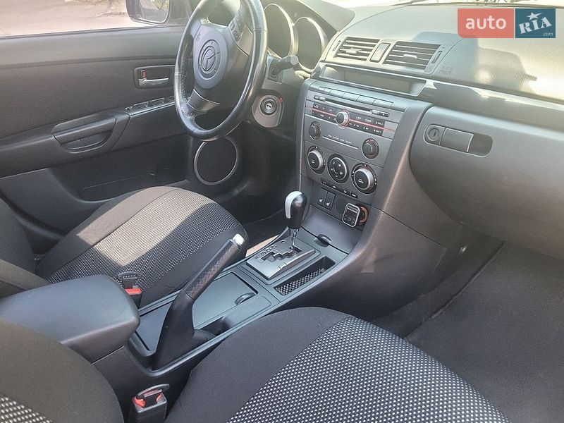 Седан Mazda 3 2007 в Запорожье