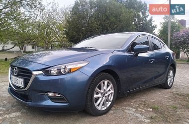 Седан Mazda 3 2017 в Первомайську