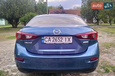 Седан Mazda 3 2017 в Первомайську
