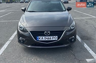 Седан Mazda 3 2014 в Киеве