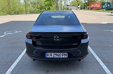 Седан Mazda 3 2021 в Киеве
